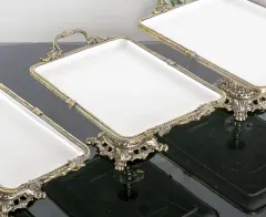 PORSELEN DİKDÖRTGEN KULPLU AYAKLI SUNUM 30X22CM OKSİT
